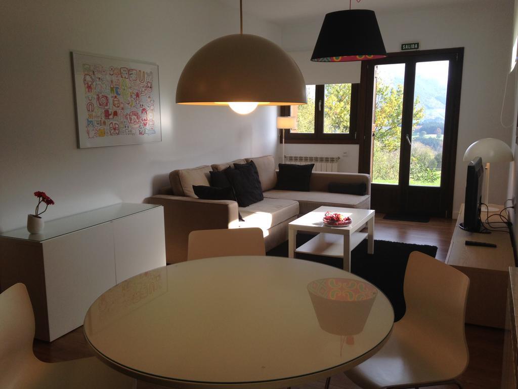 Casa Rural Balerdi Guest House Azcarate ภายนอก รูปภาพ