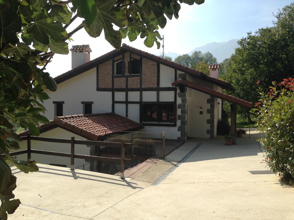 Casa Rural Balerdi Guest House Azcarate ภายนอก รูปภาพ